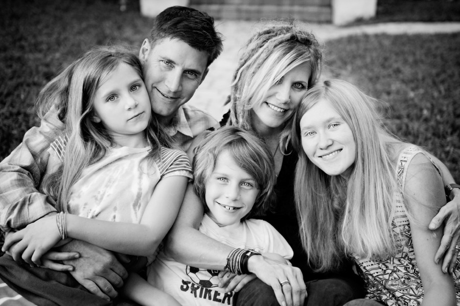 Privat family. Блинкен семья. Семейная фотосессия. Семья 5 человек. Фотография семьи.