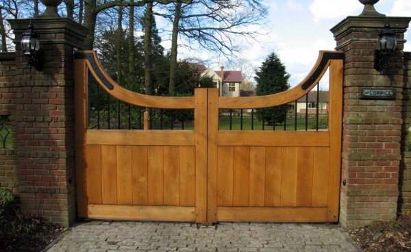 деревянные ворота