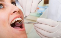 Профессиональное и безболезненное лечение зубов вместе с «Тайм Ту Визит»