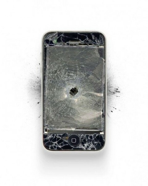 broke iphone