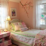 Дизайн детской комнаты в персиковых тонах