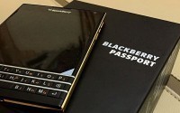 Blackberry представила дорогой смартфон с золотыми вставками – Passport Gold