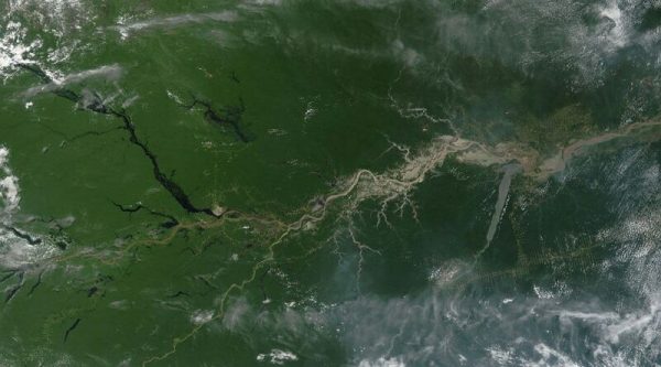 река амазонка вид с космоса