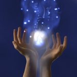 Как использовать космическую энергию во благо: система Рэйки?