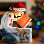 Где купить подарок ребенку на Новы Год