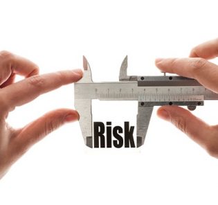 Какие методы применяются в управлении проектными рисками?