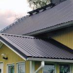 Шифер или профнастил? Сравнение, преимущества и недостатки