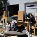 Утилизация старой мебели: производить самому или обратиться к сервису