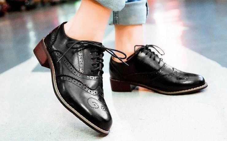 10 популярных моделей женской обуви для лета