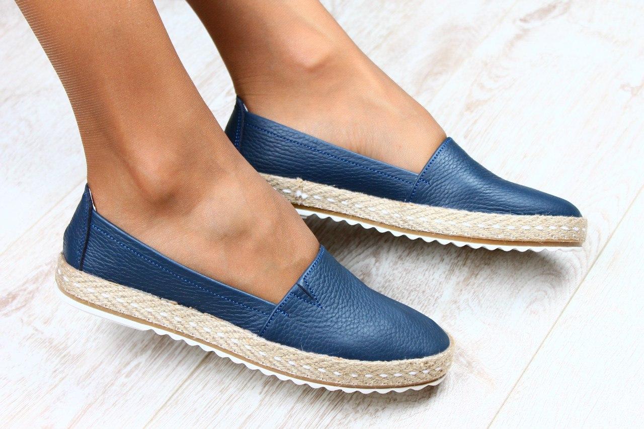 10 популярных моделей женской обуви для лета