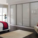 Встроенные шкафы и их разновидности