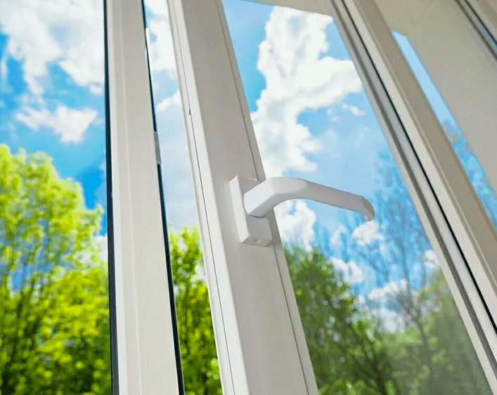 Как повысить шумоизоляцию пластиковых окон: пошаговая диагностика и ремонт