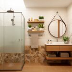 Фото дизайна маленькой ванной комнаты: идеи для оптимизации пространства