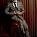 Образование и профессиональный путь Олега Фишелева