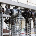 Какую ручную таль выбрать для склада или строительной бригады