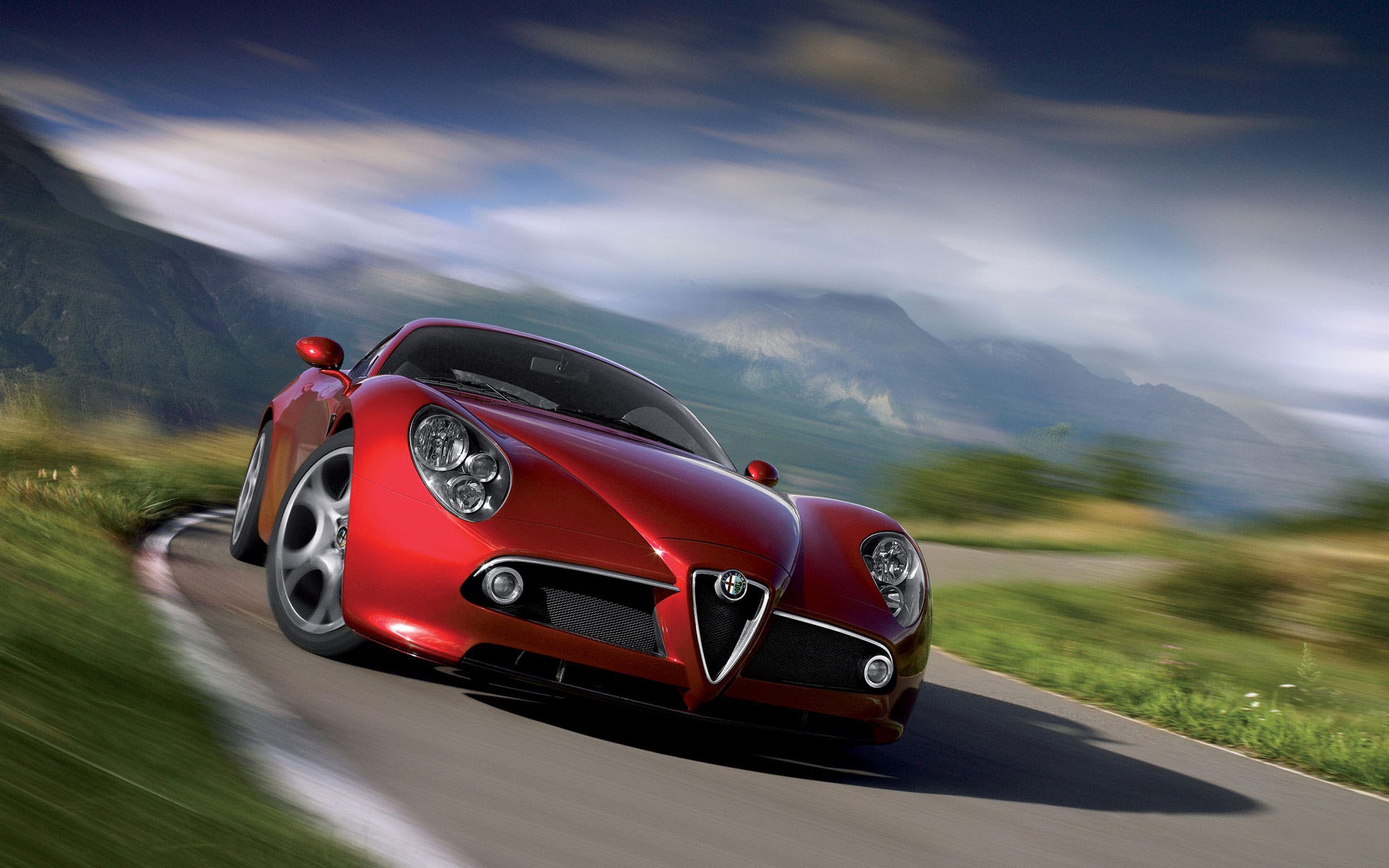 Alfa Romeo 8C Spider загрузить