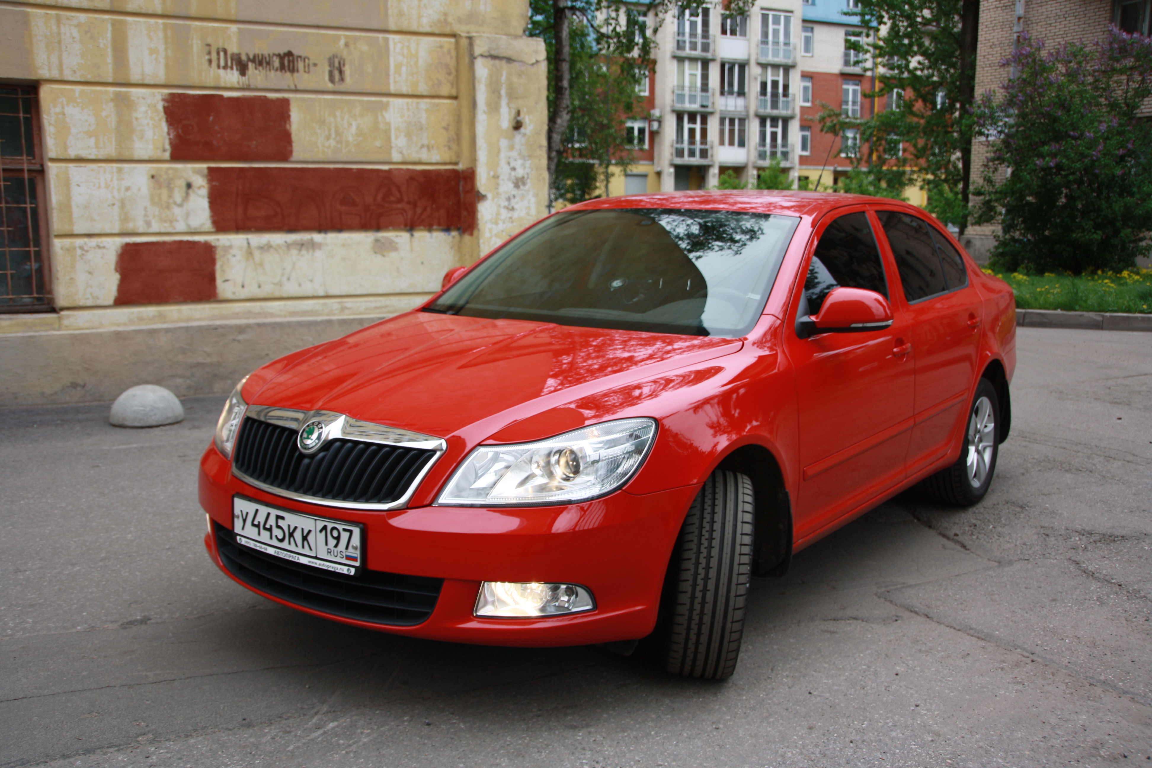 Красная 2011. Skoda Octavia a6. Skoda Octavia a5 красная. Шкода Октавия а5 красная. Skoda Octavia 2011.