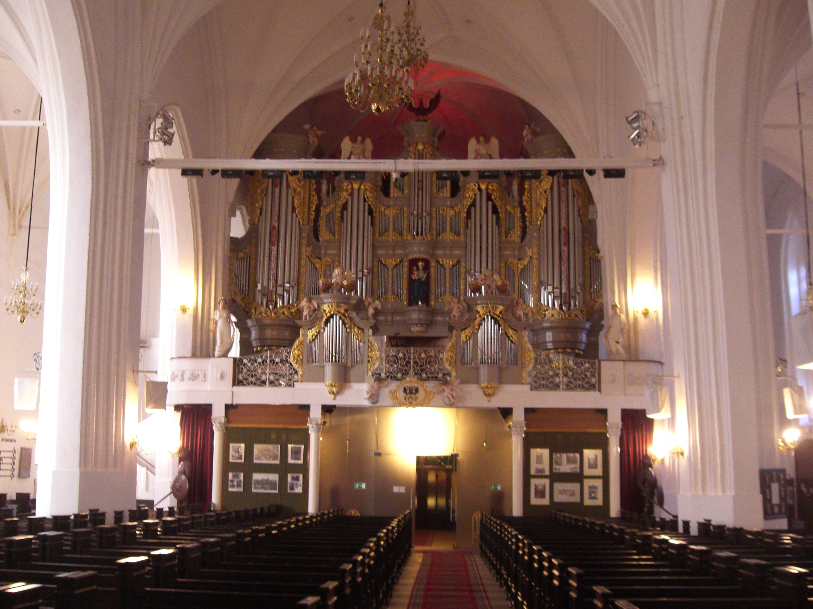 орган кафедральный собор